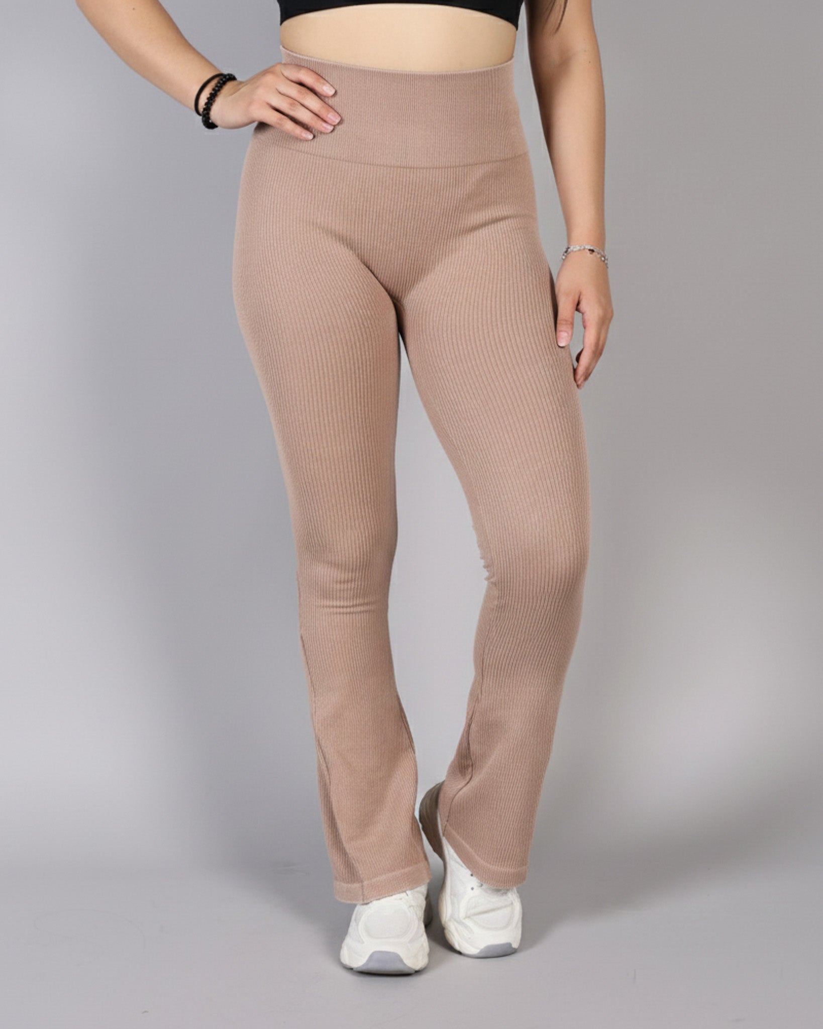 MARRON CLARO